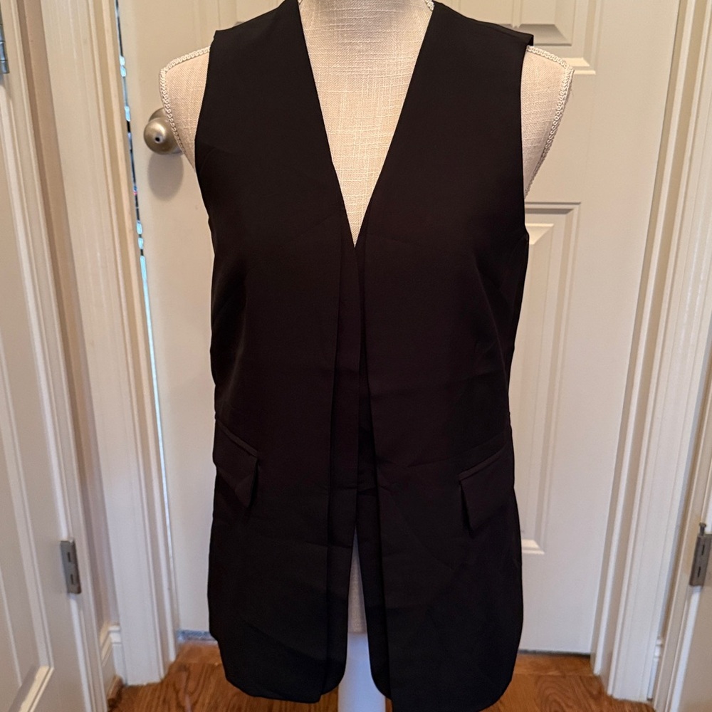 Sincerely Jules Black Sleeveless Vest